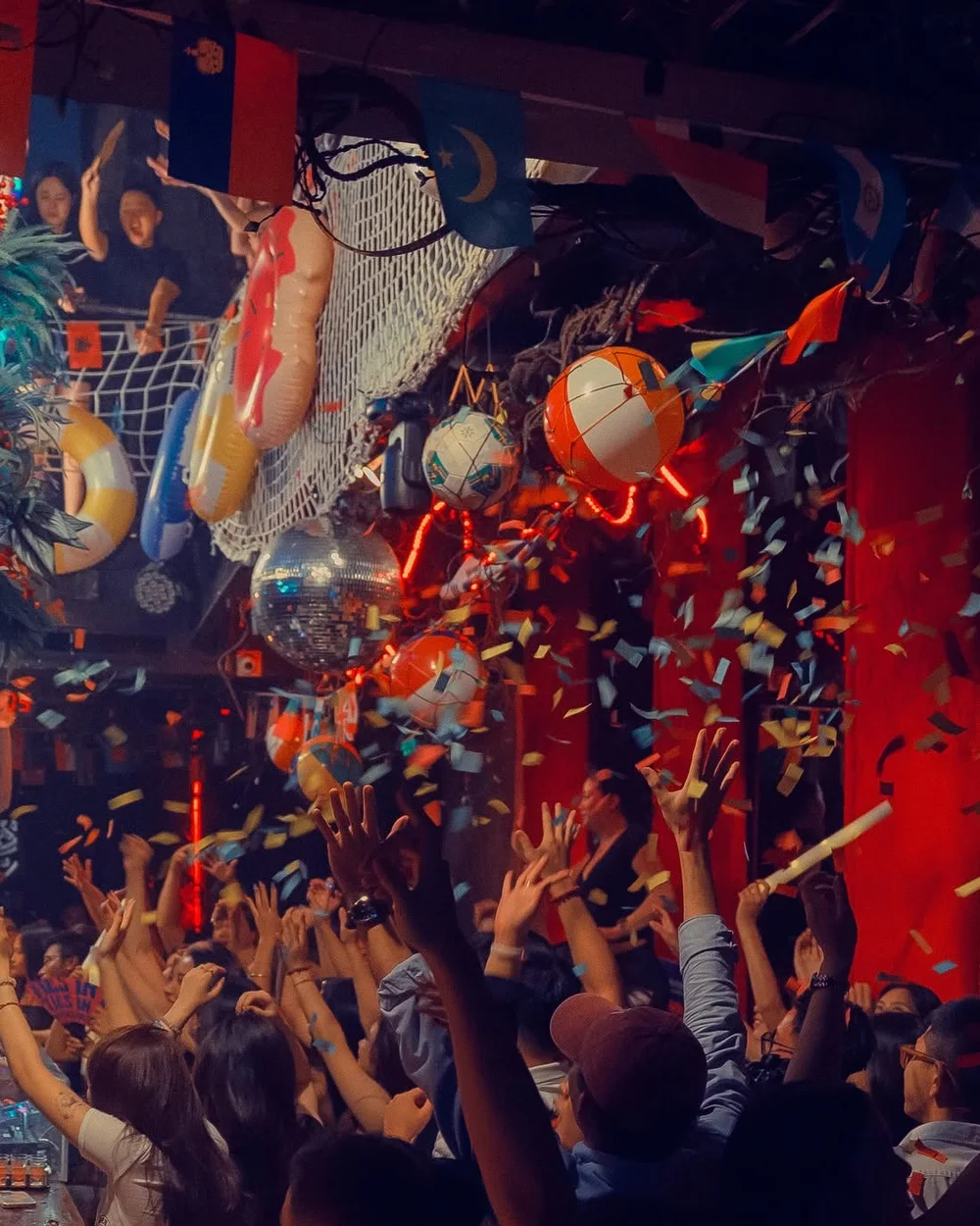 HYBRA Ultra Lounge Hà Nội — Không gian